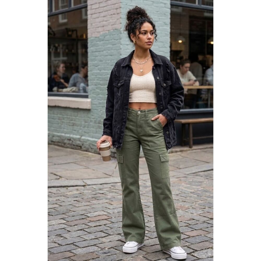 NEW AERO Aeropostale Low Rise Flare Utility Cargo Pants Women's Size Small